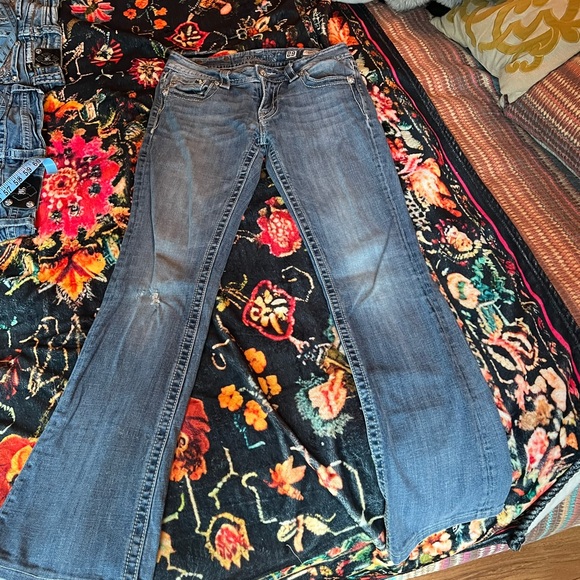 Miss me 29x32 - Picture 3 of 7